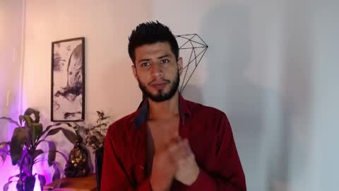 Snapshot of colby_smit chatting on May 1, 7:18 pm Colby online show from May 1, 7:18 pm