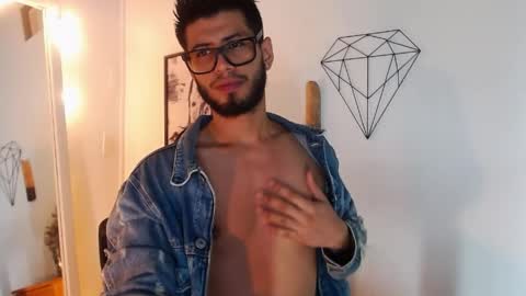 Snapshot of colby_smit chatting on May 2, 7:41 pm Colby online show from May 2, 7:41 pm