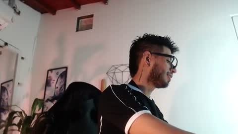 Snapshot of colby_smit chatting on July 9, 10:19 am Colby online show from July 9, 10:19 am