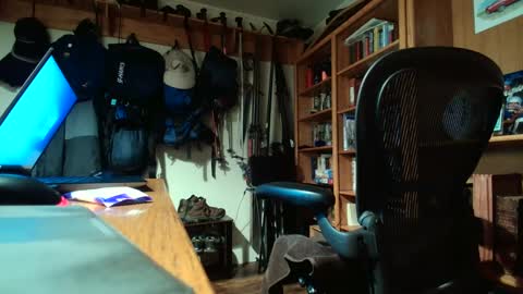 Snapshot of colchuck chatting on March 12, 1:19 pm colchuck online show from March 12, 1:19 pm