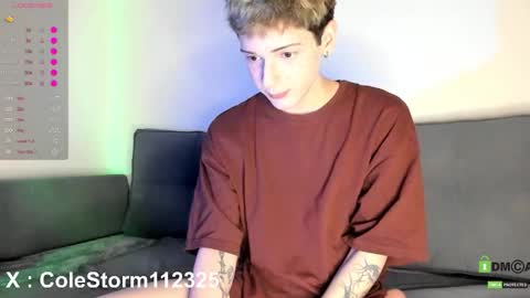 Snapshot of colestorm_ chatting on December 17, 6:36 pm COLE - ig online show from December 17, 6:36 pm