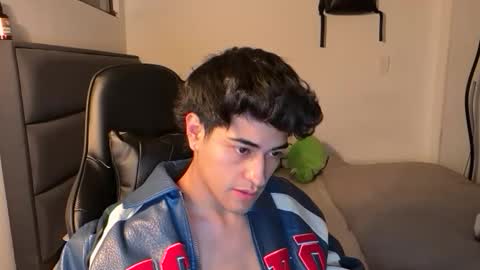 Snapshot of coletteee69 chatting on April 8, 2:00 am Colette69 online show from April 8, 2:00 am