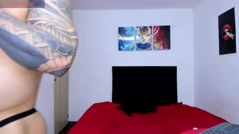 Snapshot of college_muscle_ass chatting on July 7, 3:09 am college_muscle_ass online show from July 7, 3:09 am