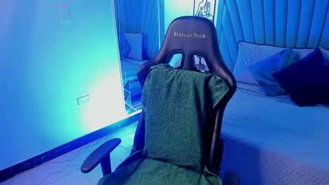 EMMETT COLLINS online show from June 3, 12:57 am