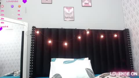 Snapshot of colombia_mommy_ chatting on January 14, 12:24 pm  GRETCHEN  online show from January 14, 12:24 pm