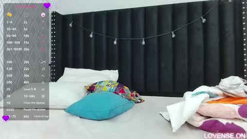 Snapshot of colombia_mommy_ chatting on March 11, 12:28 pm  GRETCHEN  online show from March 11, 12:28 pm