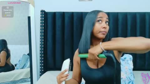  GRETCHEN  online show from April 18, 12:31 pm