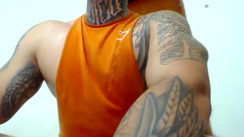 Snapshot of colombian_monster_cock chatting on December 20, 10:54 pm camilo online show from December 20, 10:54 pm