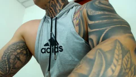 Snapshot of colombian_monster_cock chatting on September 11, 3:34 pm camilo online show from September 11, 3:34 pm