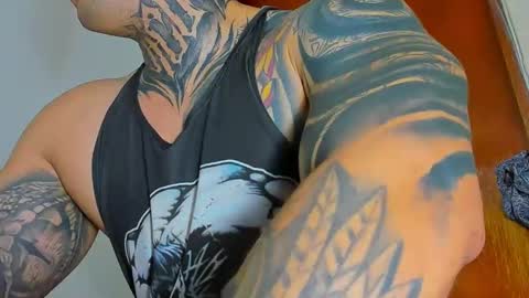 Snapshot of colombian_monster_cock chatting on September 24, 7:28 pm camilo online show from September 24, 7:28 pm