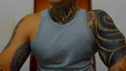 Snapshot of colombian_monster_cock chatting on October 7, 7:00 pm camilo online show from October 7, 7:00 pm