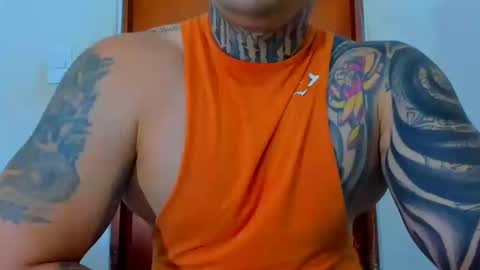 Snapshot of colombian_monster_cock chatting on October 21, 1:28 am camilo online show from October 21, 1:28 am