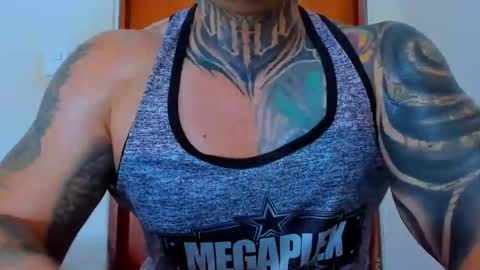 Snapshot of colombian_monster_cock chatting on October 23, 8:07 pm camilo online show from October 23, 8:07 pm