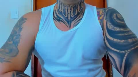 Snapshot of colombian_monster_cock chatting on October 24, 7:32 pm camilo online show from October 24, 7:32 pm