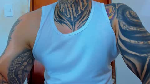 Snapshot of colombian_monster_cock chatting on October 27, 7:29 pm camilo online show from October 27, 7:29 pm