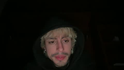 Snapshot of colombianlelixir chatting on March 21, 6:44 pm scorpioblackice online show from March 21, 6:44 pm