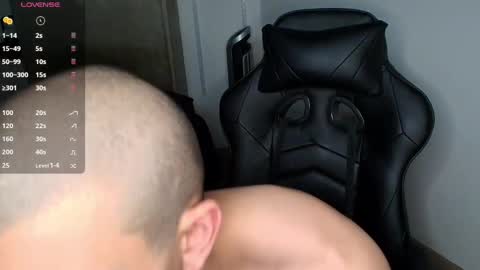 Snapshot of colombianmuscle8 chatting on January 12, 3:39 am colombianmuscle8 online show from January 12, 3:39 am