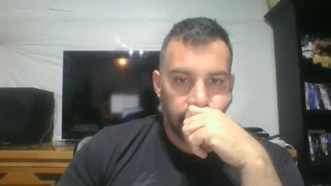 Just me online show from December 5, 7:17 pm