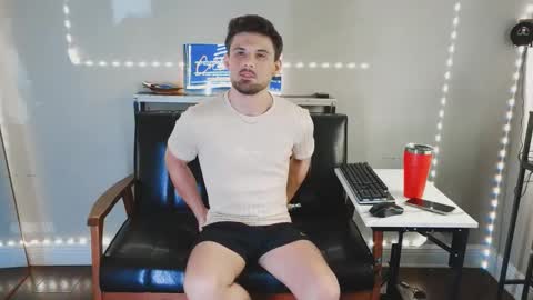 Snapshot of coltoncullens chatting on September 13, 10:42 pm Colton Cullens online show from September 13, 10:42 pm