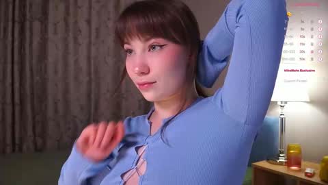 Snapshot of come_in_bed chatting on January 8, 1:57 pm Audrey online show from January 8, 1:57 pm