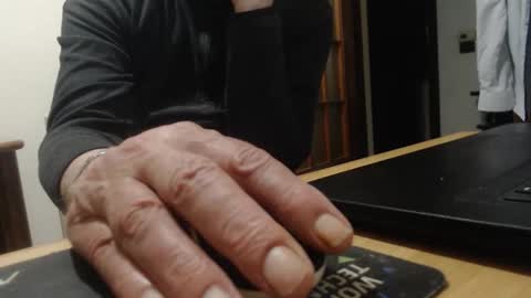 comemivuoi2 online show from April 5, 7:33 pm