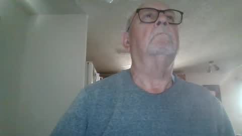 Snapshot of comeonmymouth chatting on February 28, 5:15 pm comeonmymouth online show from February 28, 5:15 pm