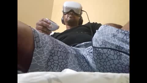 Snapshot of comesuckthisdick111 chatting on February 23, 9:44 am comesuckthisdick111 online show from February 23, 9:44 am