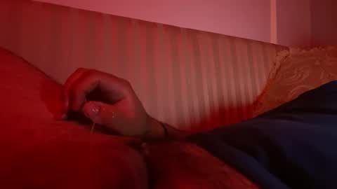 Snapshot of cometemipito chatting on September 12, 4:40 pm Chris online show from September 12, 4:40 pm