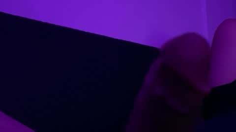 Snapshot of cometemipito chatting on September 21, 1:07 am Chris online show from September 21, 1:07 am