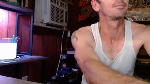 Snapshot of comic_king27 chatting on October 14, 12:33 am Nelson or ComicKing and sometime Peachy143 online show from October 14, 12:33 am