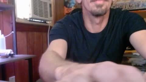 Snapshot of comic_king27 chatting on January 6, 3:05 pm Nelson or ComicKing and sometime Peachy143 online show from January 6, 3:05 pm