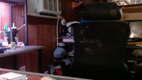 Snapshot of comic_king27 chatting on January 12, 11:10 pm Nelson or ComicKing and sometime Peachy143 online show from January 12, 11:10 pm