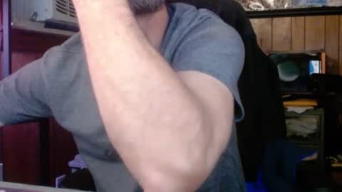 Snapshot of comic_king27 chatting on January 18, 3:43 am Nelson or ComicKing and sometime Peachy143 online show from January 18, 3:43 am