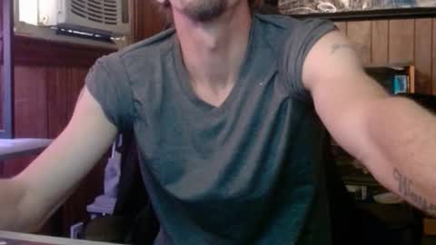 Snapshot of comic_king27 chatting on January 18, 3:49 pm Nelson or ComicKing and sometime Peachy143 online show from January 18, 3:49 pm