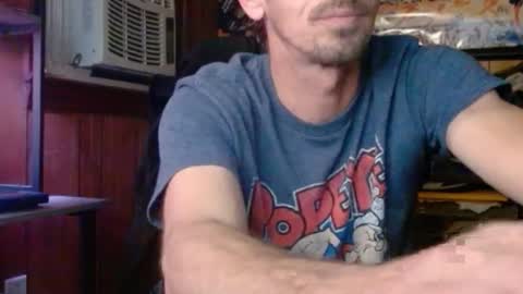 Snapshot of comic_king27 chatting on February 4, 1:00 am Nelson or ComicKing and sometime Peachy143 online show from February 4, 1:00 am