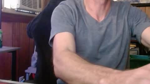 Snapshot of comic_king27 chatting on March 1, 2:19 pm Nelson or ComicKing and sometime Peachy143 online show from March 1, 2:19 pm