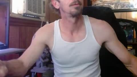 Snapshot of comic_king27 chatting on March 6, 10:17 pm Nelson or ComicKing and sometime Peachy143 online show from March 6, 10:17 pm