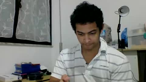 comobailamioso online show from December 21, 6:04 pm