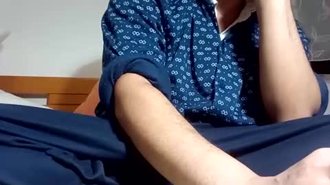 comobailamioso online show from February 22, 6:17 pm