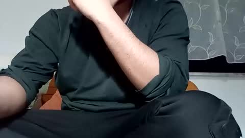 comobailamioso online show from March 1, 6:54 pm