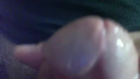 Snapshot of comox1961 chatting on December 13, 12:42 am comox online show from December 13, 12:42 am