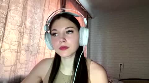 Snapshot of conchitaderricott chatting on October 6, 1:08 pm Bella online show from October 6, 1:08 pm