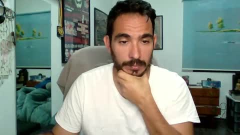 Snapshot of conejero_37 chatting on April 3, 10:02 am Jesus online show from April 3, 10:02 am