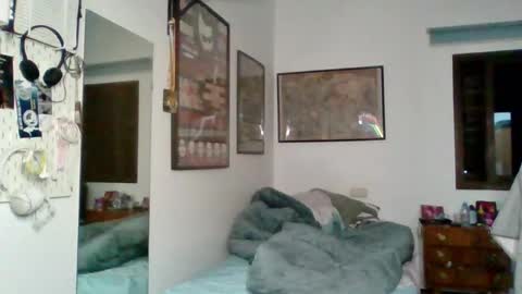 Snapshot of conejero_37 chatting on May 9, 9:47 am Jesus online show from May 9, 9:47 am