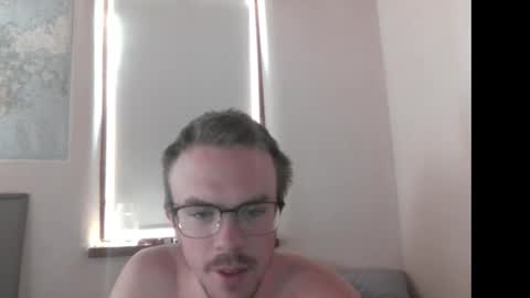 Snapshot of confessionsofalonelylover chatting on March 3, 4:24 pm dreamy eyed lover online show from March 3, 4:24 pm