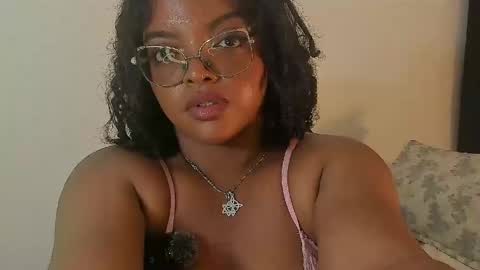 Snapshot of conielaurenth chatting on June 8, 1:28 am conielaurenth online show from June 8, 1:28 am