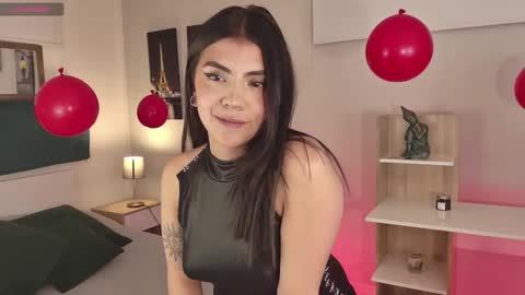 Snapshot of connie_haze chatting on February 15, 9:48 pm Connie online show from February 15, 9:48 pm