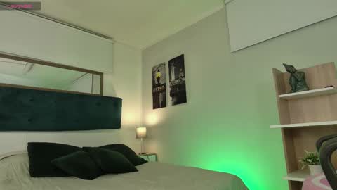 Snapshot of connie_haze chatting on March 8, 12:11 am Connie online show from March 8, 12:11 am