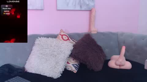 Snapshot of connie_haze chatting on October 8, 8:28 pm Connie online show from October 8, 8:28 pm