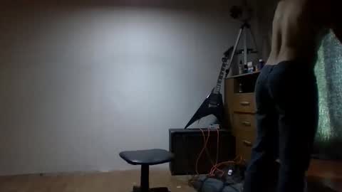 Snapshot of connor6922 chatting on February 27, 7:47 pm connor6922 online show from February 27, 7:47 pm